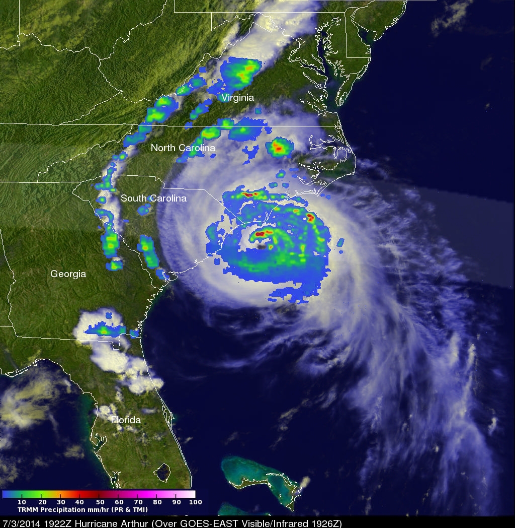 Powerful Hurricane Arthur Hits North Carolina 